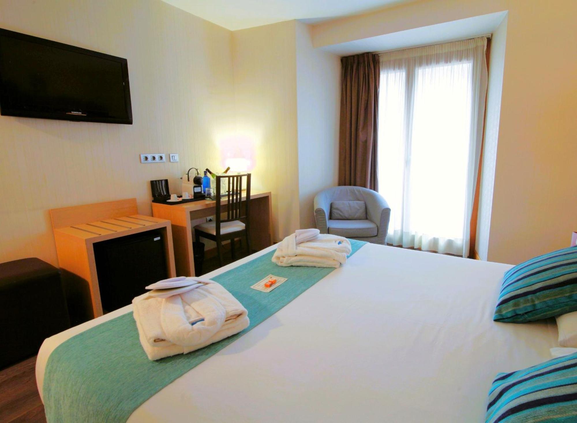 Ele Enara Boutique Hotel Вальядолид Экстерьер фото